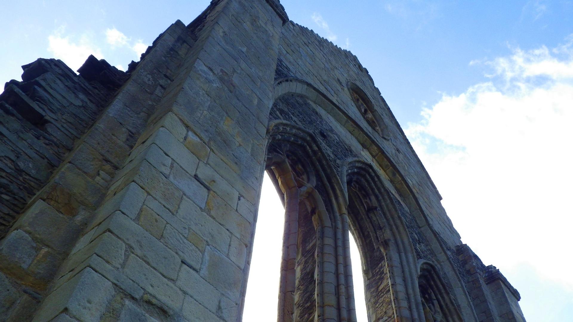 Valle Crucis Abbey Wallpapers