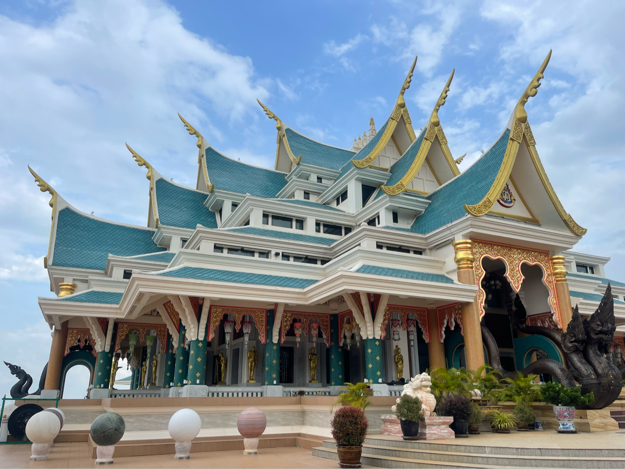Wat Pa Phu Kon Wallpapers